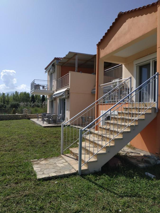 Lighthouse Apartments Chiliadou  Exterior foto